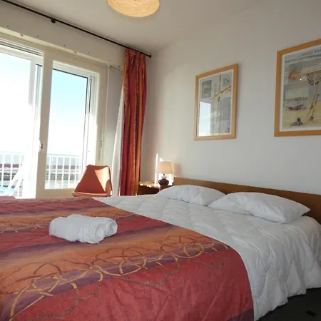 Vue A - 5 Personnes, Animaux - Fr-1-540-147 * Notre-Dame-de-Monts